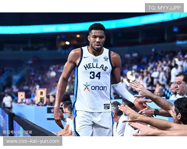 字母哥单场33篮板数据亮眼：再一次定义强力中锋的极限